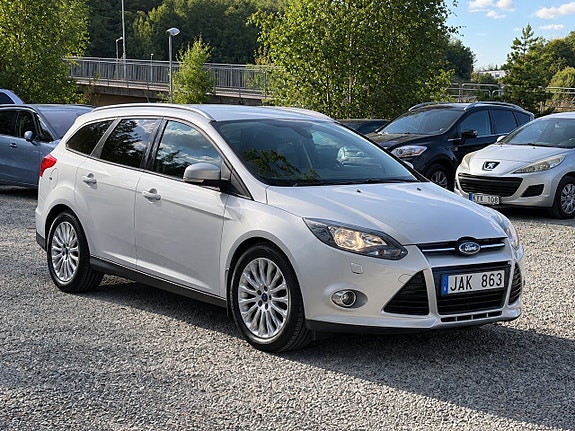 Ford Focus 2 of 18