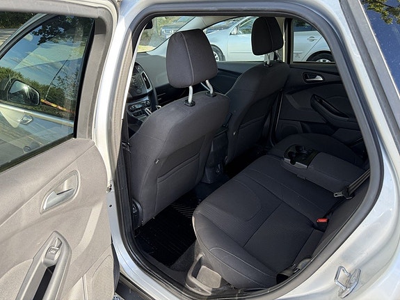 Ford Focus 15 of 18