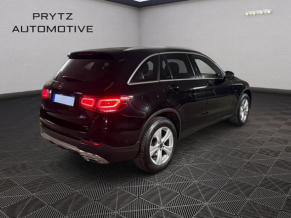 Mercedes-Benz GLC300 e 11 of 11