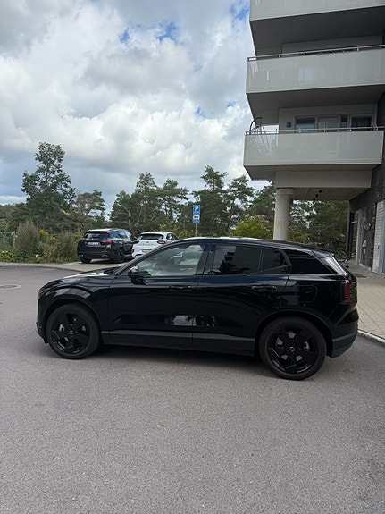 Volvo EX30 4 of 6