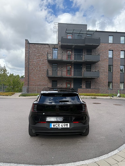 Volvo EX30 3 of 6