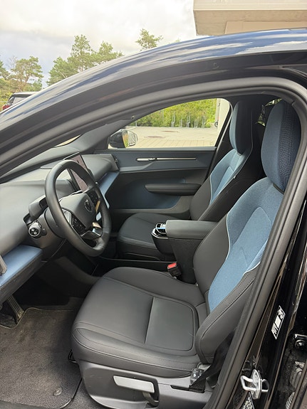 Volvo EX30 6 of 6