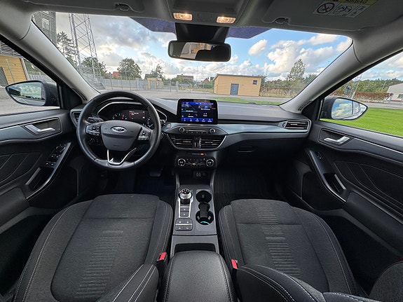 Ford Focus 2 of 11