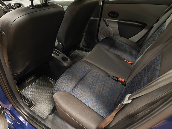 Renault Clio 7 of 10