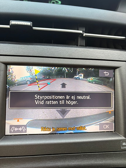 Toyota Prius Plug-in Hybrid 17 of 18