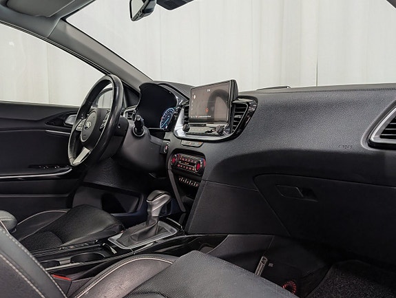 Kia Ceed 9 of 12