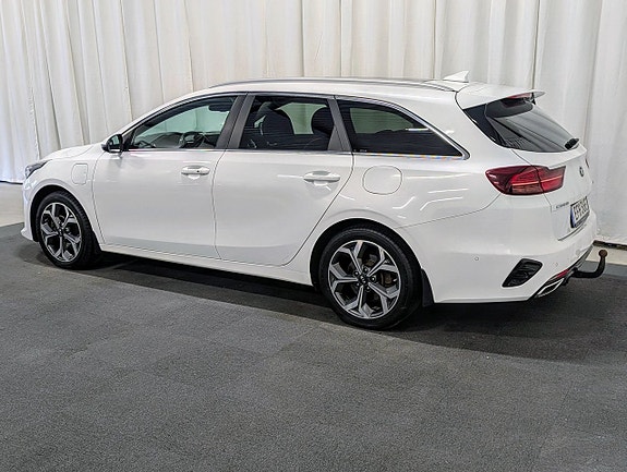 Kia Ceed 3 of 12