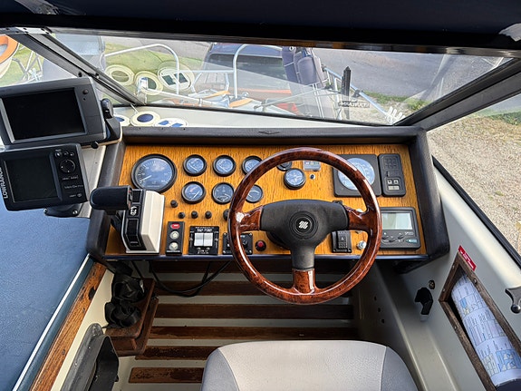 Superfin Draco, utbytt motor/drev, nytt kapell 7 of 15