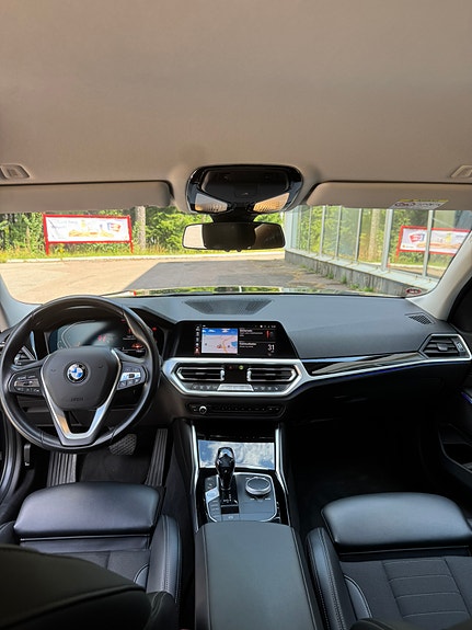 BMW 320d 6 of 10