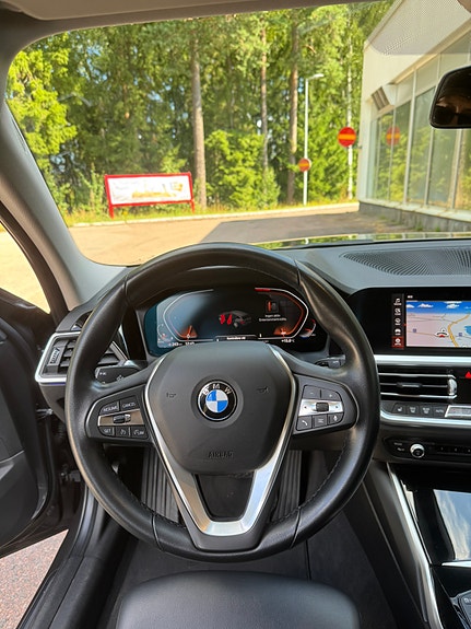 BMW 320d 10 of 10