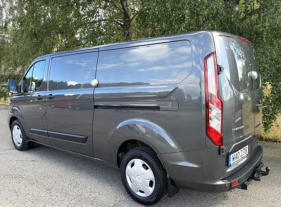 Ford Transit Custom 7 of 22