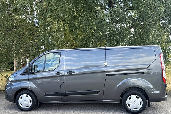 Ford Transit Custom 21 of 22