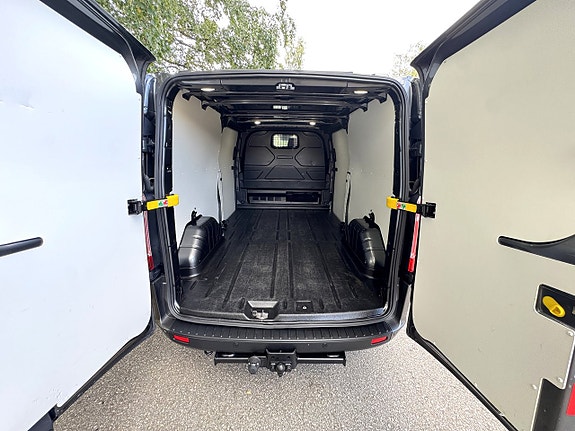 Ford Transit Custom 17 of 22