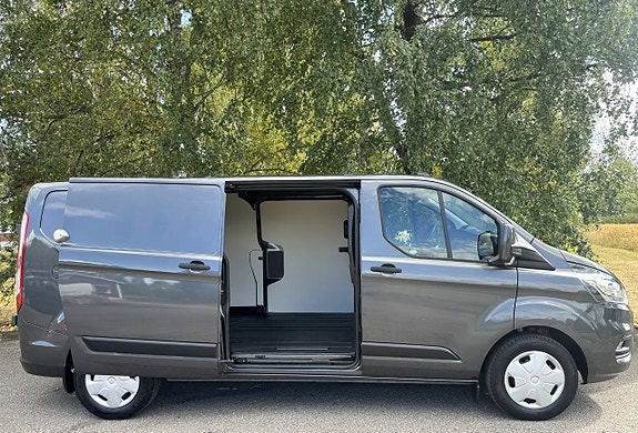 Ford Transit Custom 3 of 22