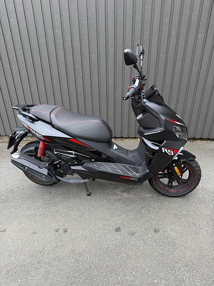 Motocr MotoCR R9 4T EFI 2 of 5