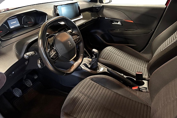 Peugeot 208 12 of 24