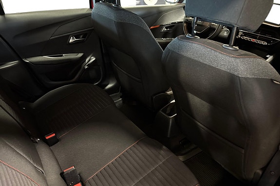 Peugeot 208 20 of 24