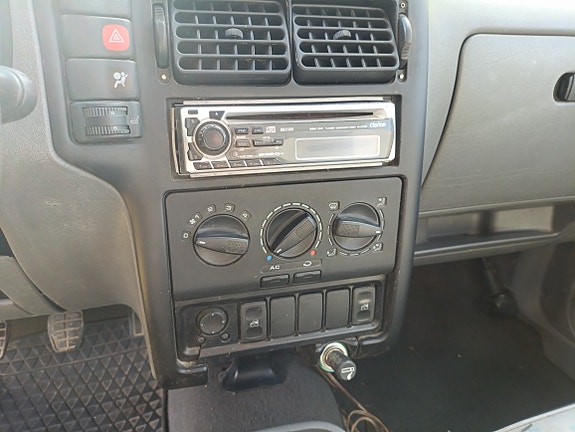 Volkswagen Caddy 5 of 7