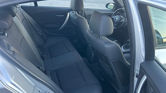 BMW 120i 12 of 13
