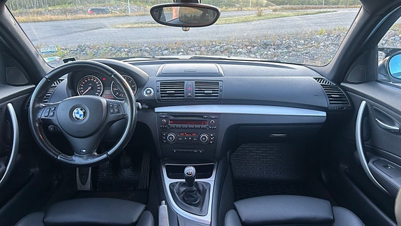BMW 120i 9 of 13
