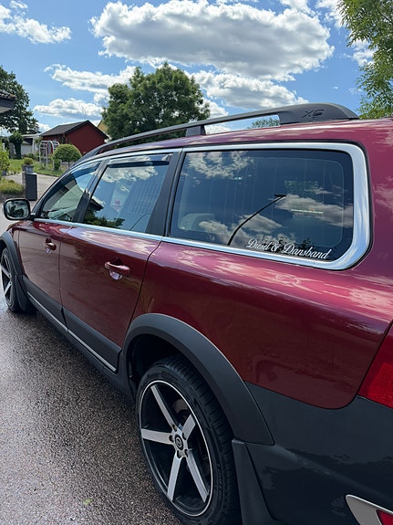Volvo XC70 4 of 8