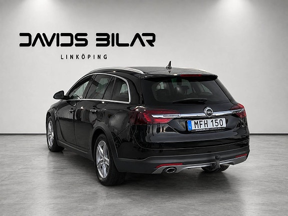 Opel Insignia Country Tourer 6 of 16