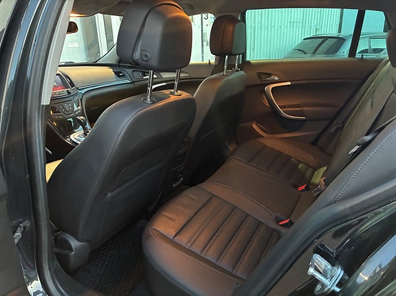 Opel Insignia Country Tourer 10 of 16