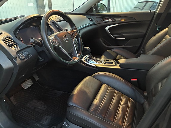 Opel Insignia Country Tourer 9 of 16