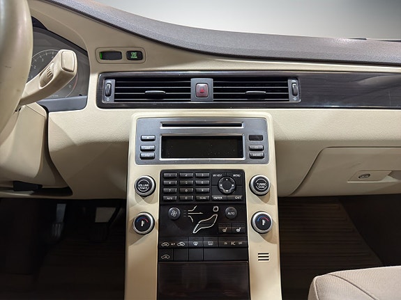 Volvo S80 14 of 21