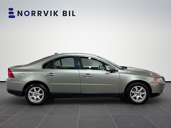 Volvo S80 3 of 21