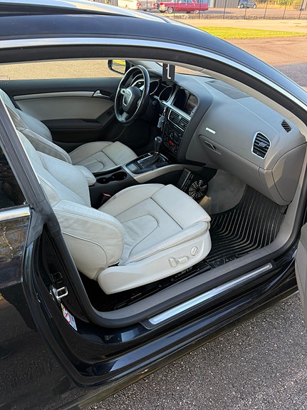 Audi A5 9 of 12