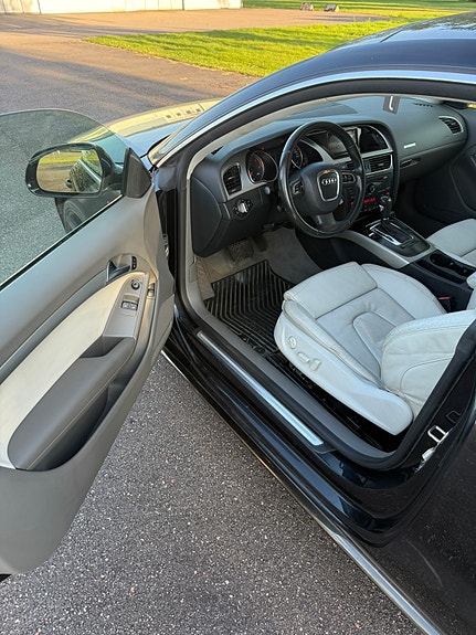 Audi A5 8 of 12