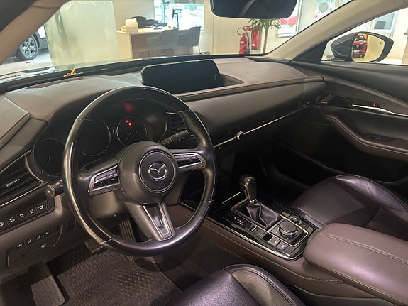 Mazda CX-30 9 of 27
