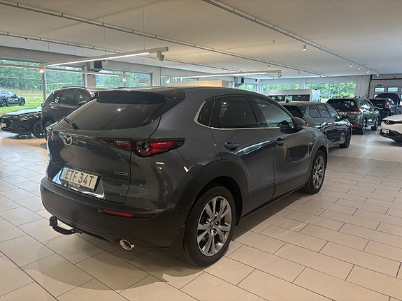 Mazda CX-30 5 of 27