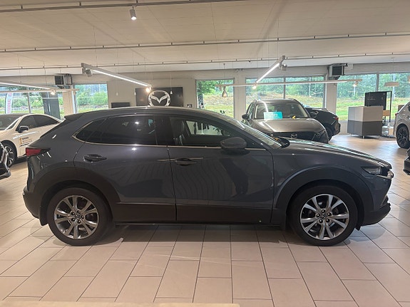 Mazda CX-30 6 of 27