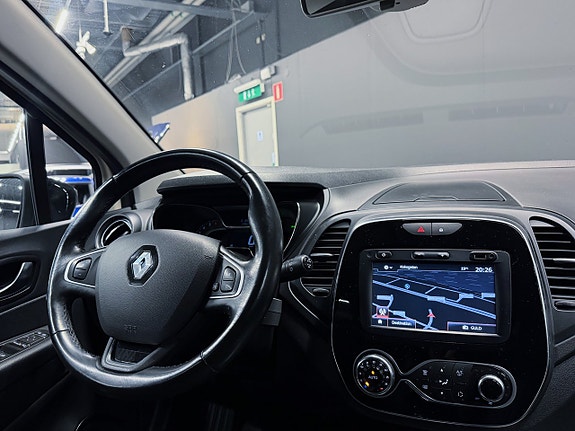 Renault Captur 12 of 12