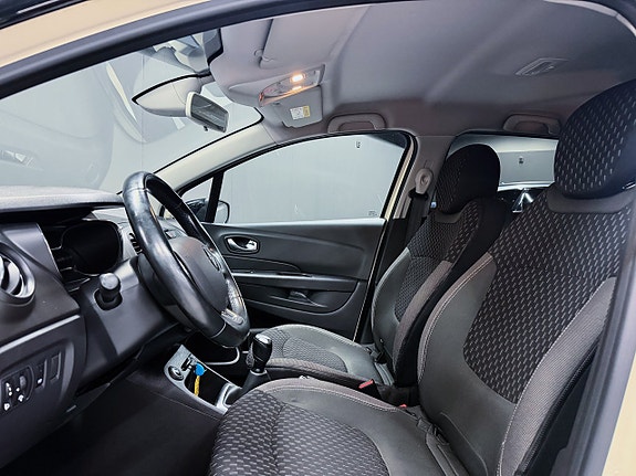 Renault Captur 5 of 12