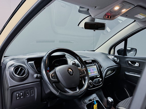 Renault Captur 9 of 12