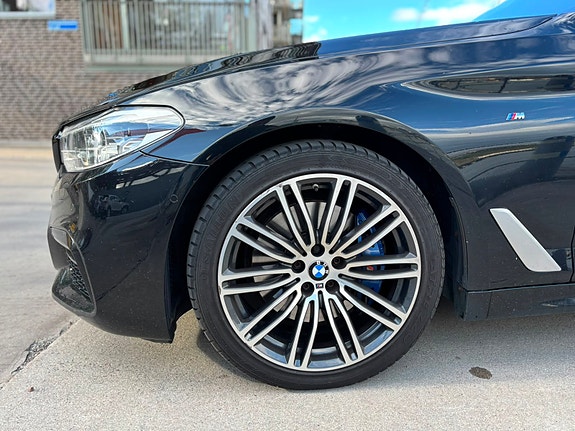 BMW 530i 12 of 20