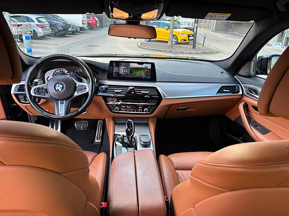 BMW 530i 16 of 20