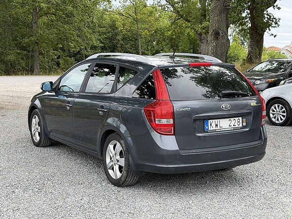 Kia Ceed 4 of 17