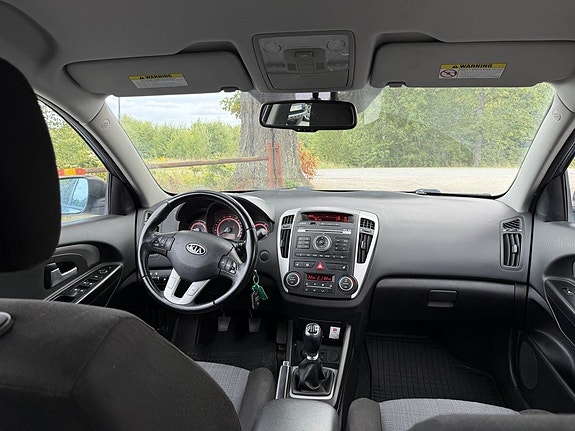 Kia Ceed 9 of 17