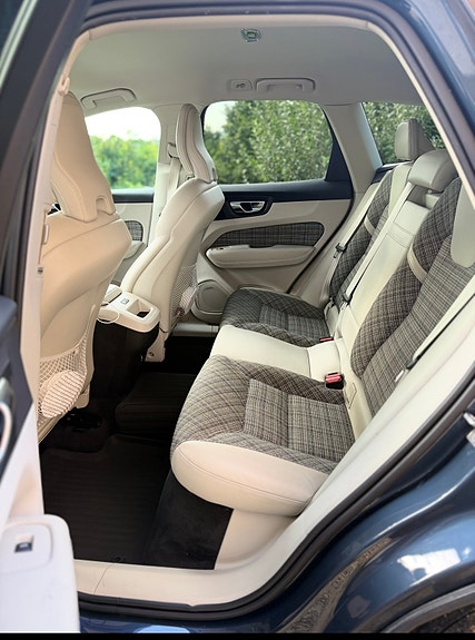 Volvo XC60 6 of 7