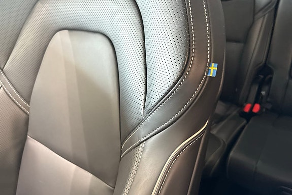 Volvo XC90 21 of 30