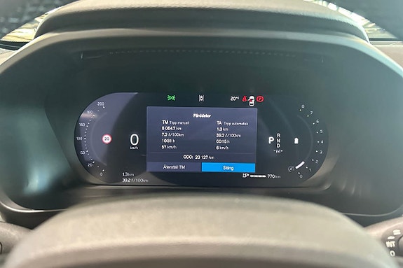 Volvo XC40 23 of 30