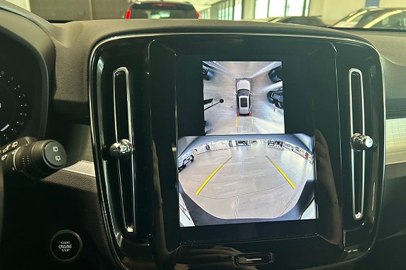 Volvo XC40 22 of 30