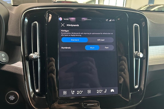 Volvo XC40 26 of 30