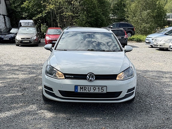 Volkswagen Golf VII 4 of 16