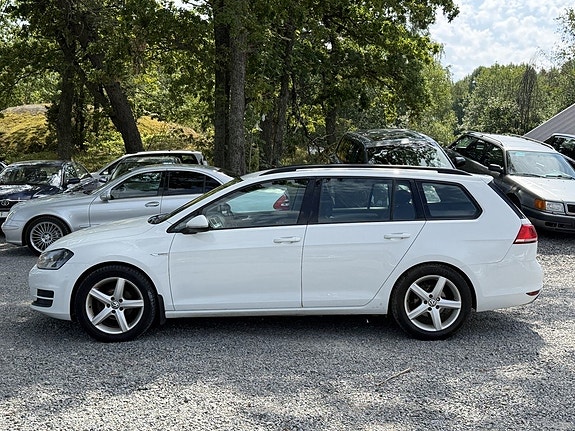 Volkswagen Golf VII 6 of 16
