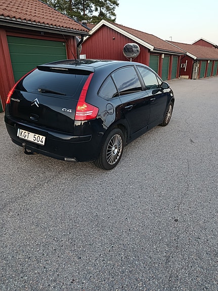Citroen C4 2 of 9
